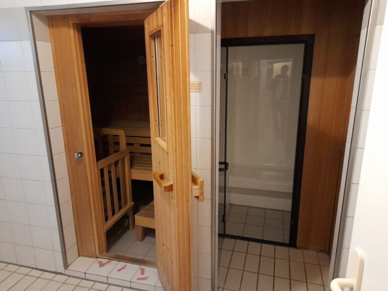 Blockbowlen und Dampfsauna